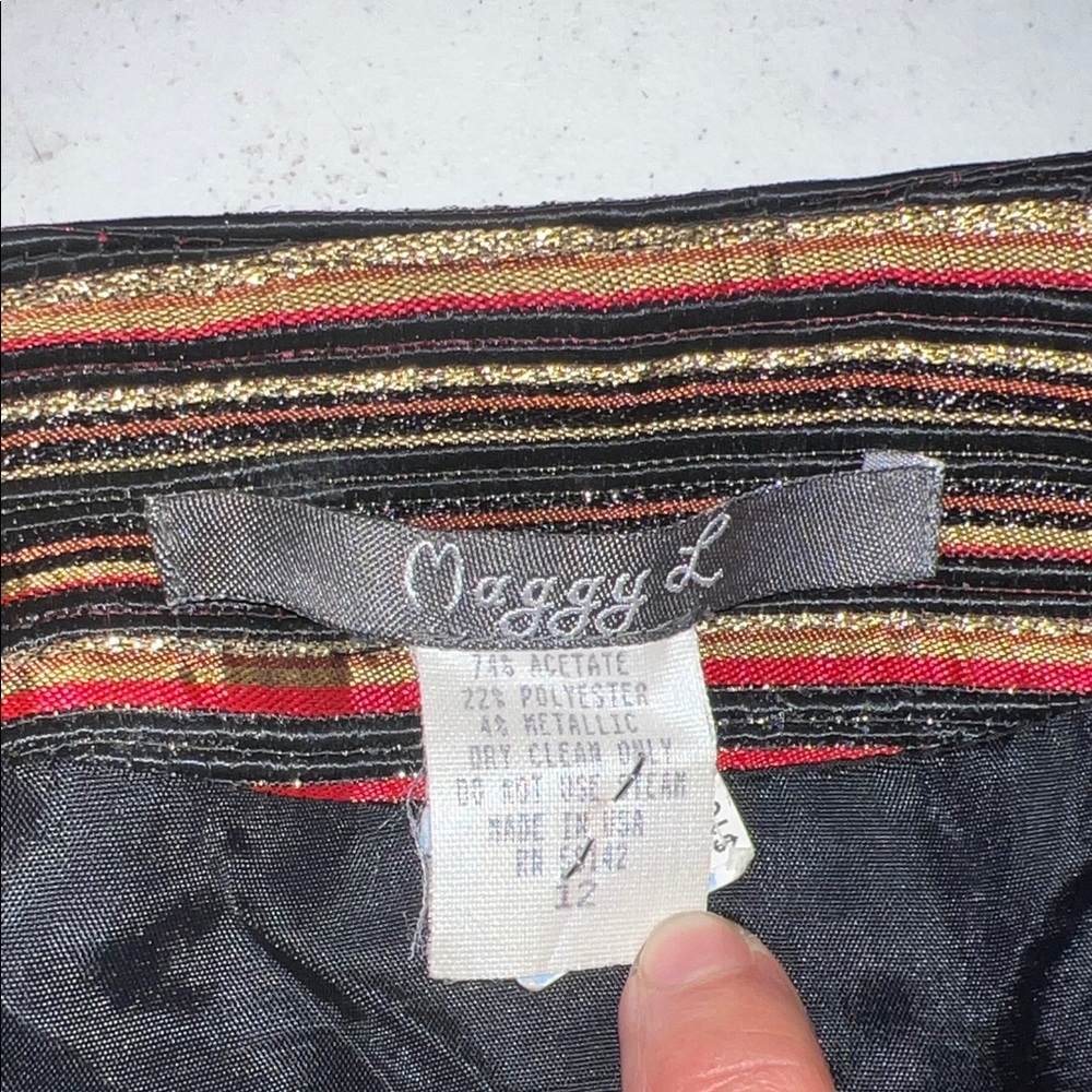 Maggy London Striped Blazer with Earthy Tones - Picture 4 of 4